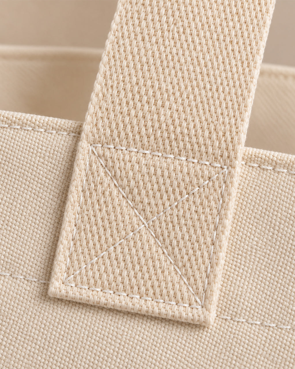 The Hot Girl Tote - Cream