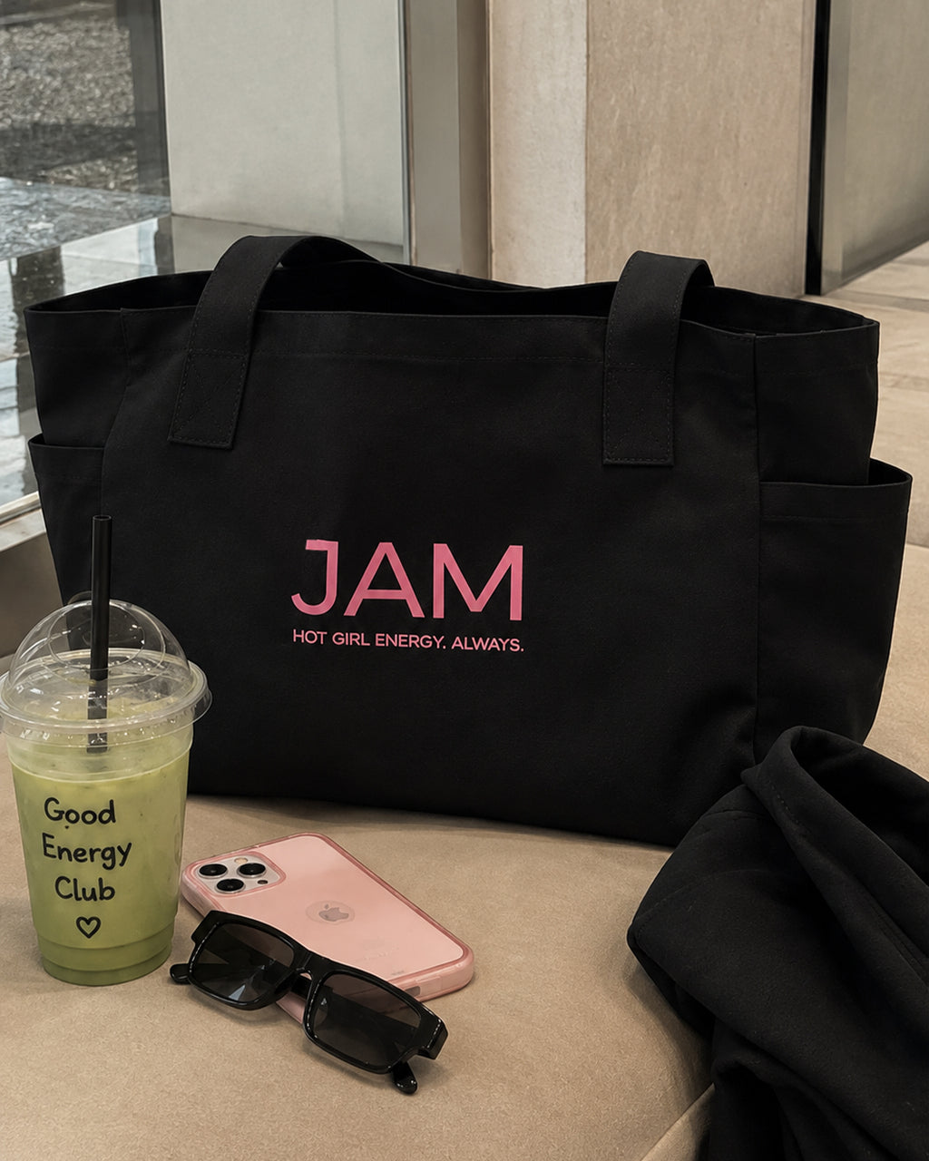 The Hot Girl Tote - Black