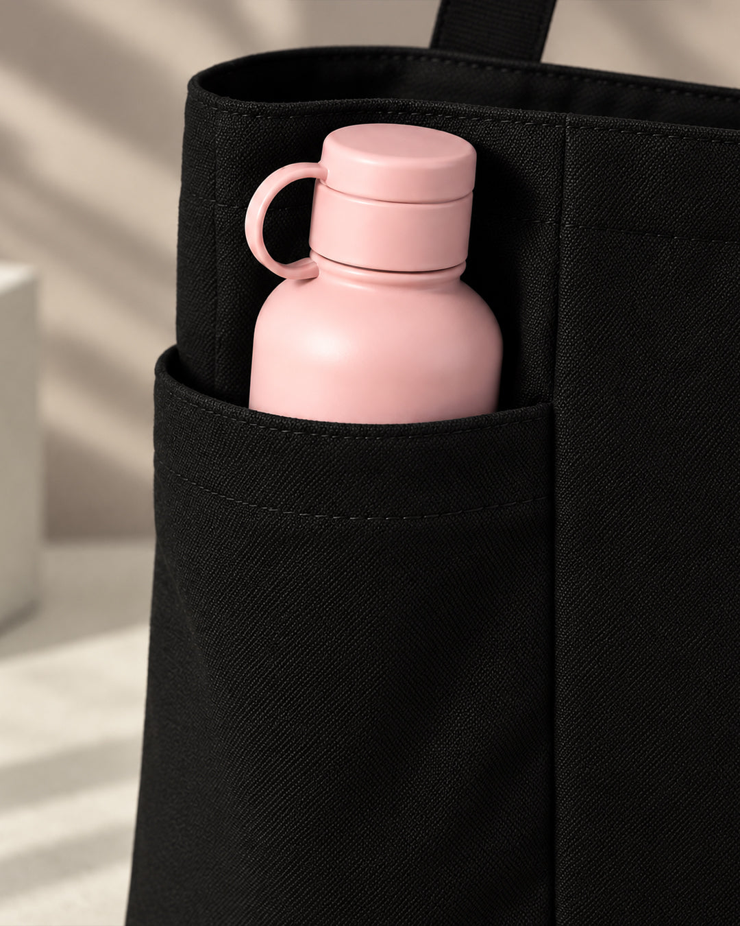 The Hot Girl Tote - Black