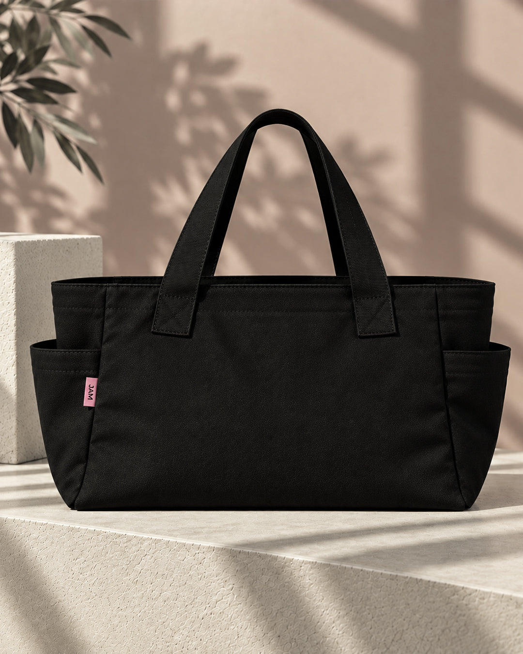 The Hot Girl Tote - Black