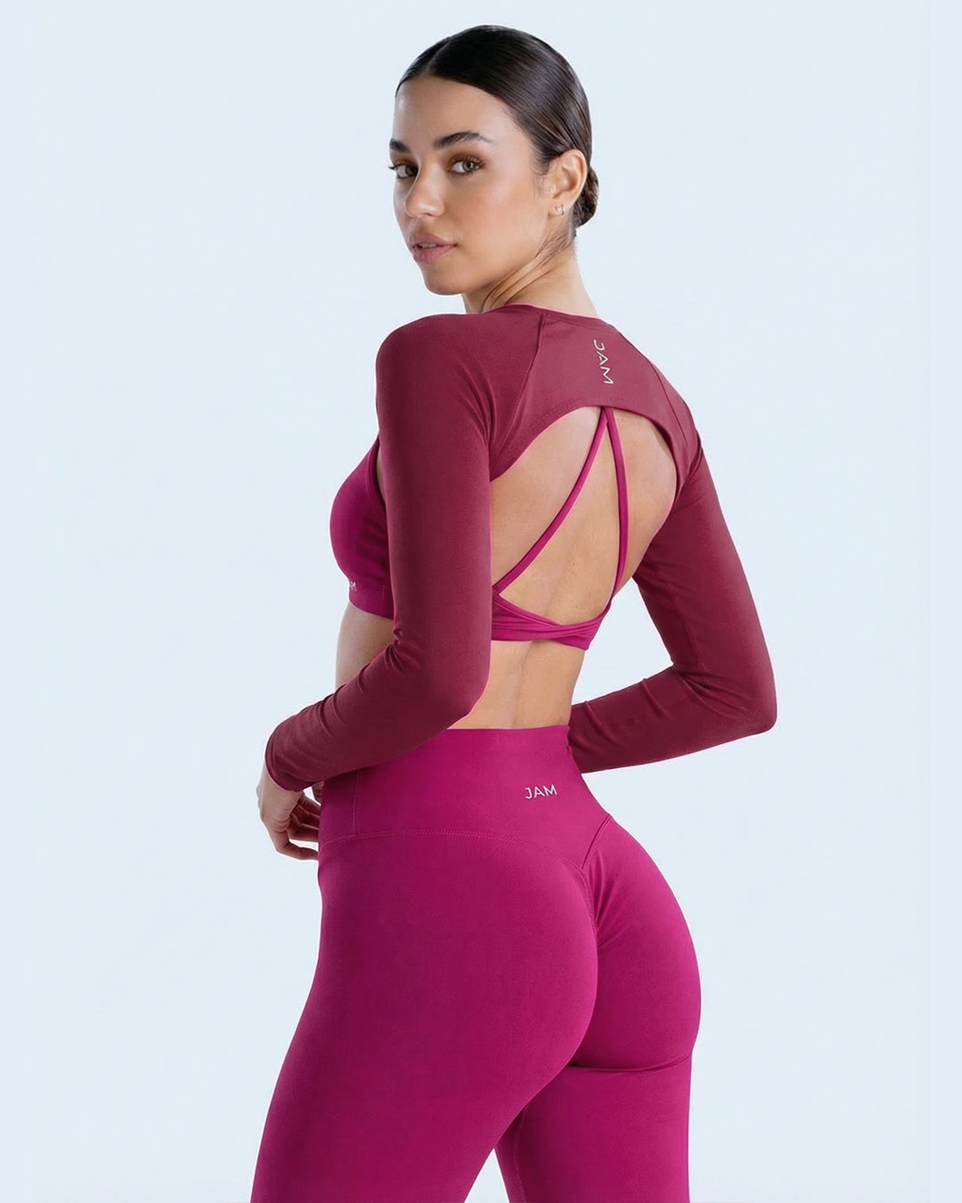 SCULPTED Full Look BERRY