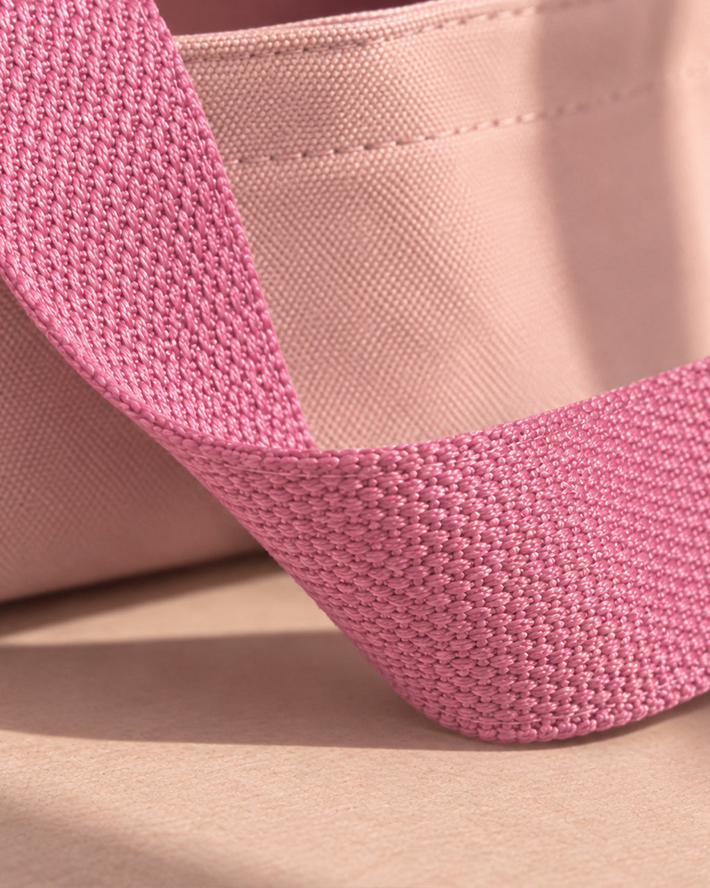 The Hot Girl Tote - Pink